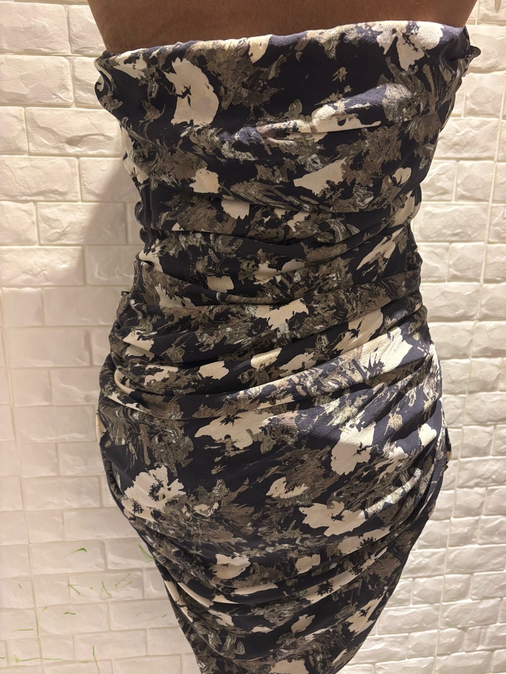 Elizabeth and James Black & Cream Strapless Ruffle Dress - Picture 5 of 10